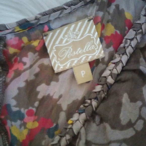 Anthropologie Silk Floral Top by Postella Size P - Picture 3 of 5